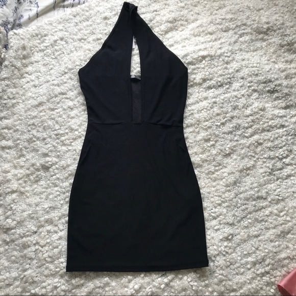 Missguided black crossbody halter neck mini dress - Picture 4 of 7